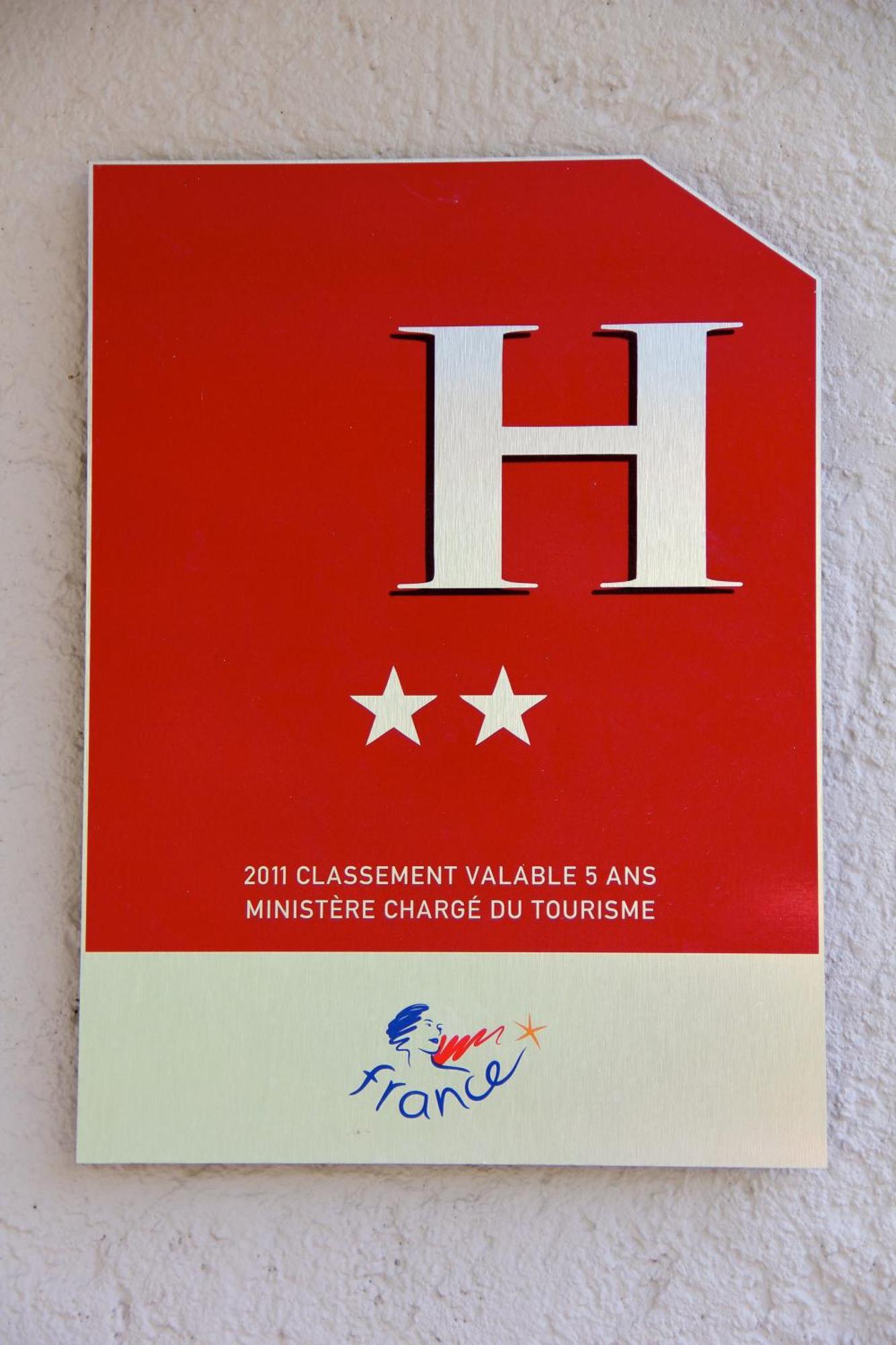 Hotel Saint Louis Le Thor Exterior photo